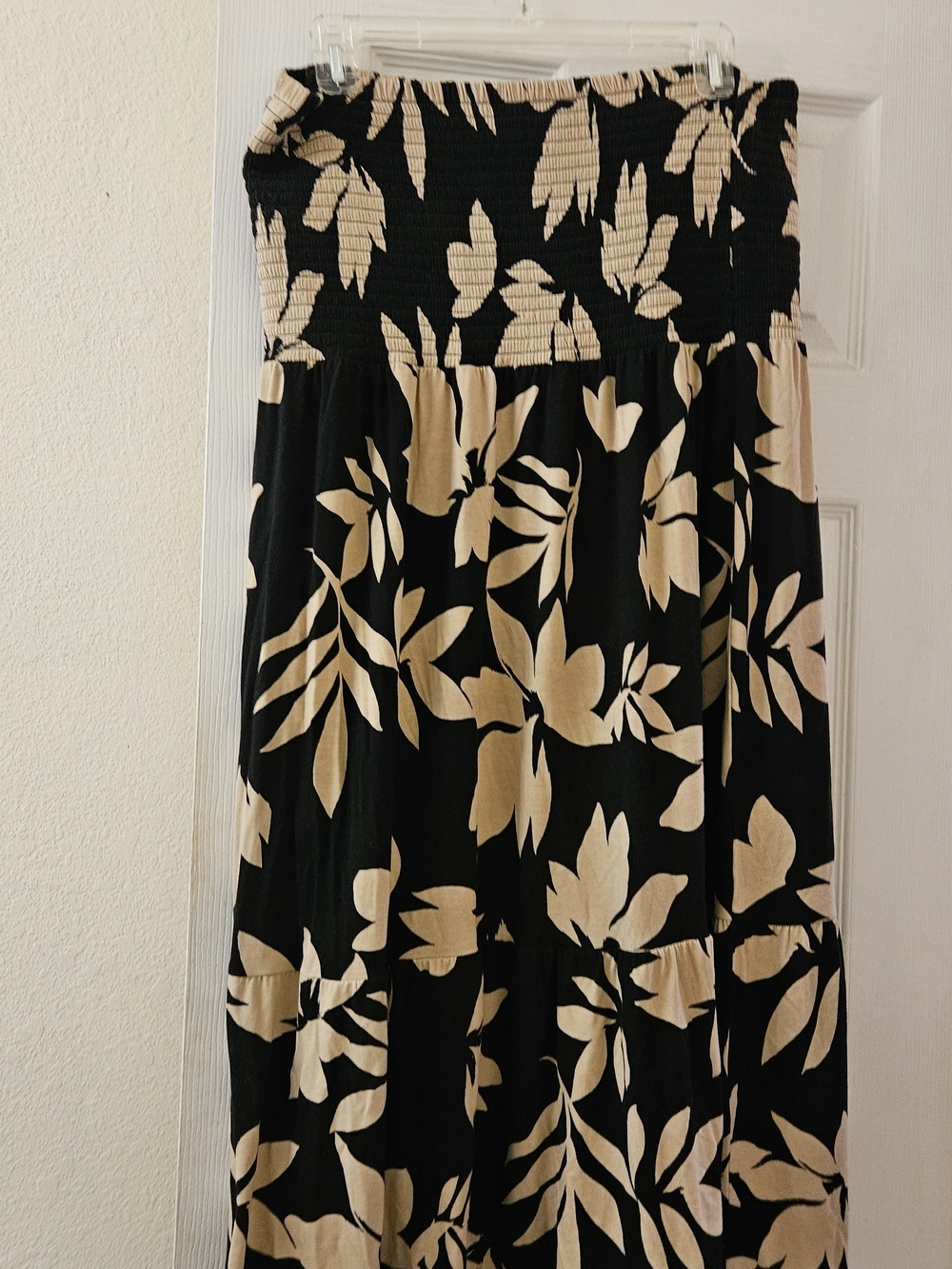 Black Cream Boho chic Vacay Botanical Maxi Floral Tiered Skirt Or Pull On Dress